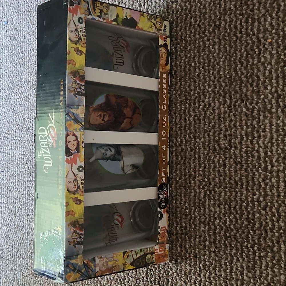 Wizard of Oz collectable glasses